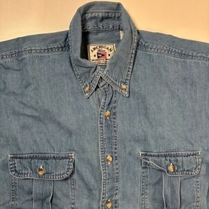 American Blue Denim Shirt Medium Blue Short Sleeve Button Down Work Pockets USA
